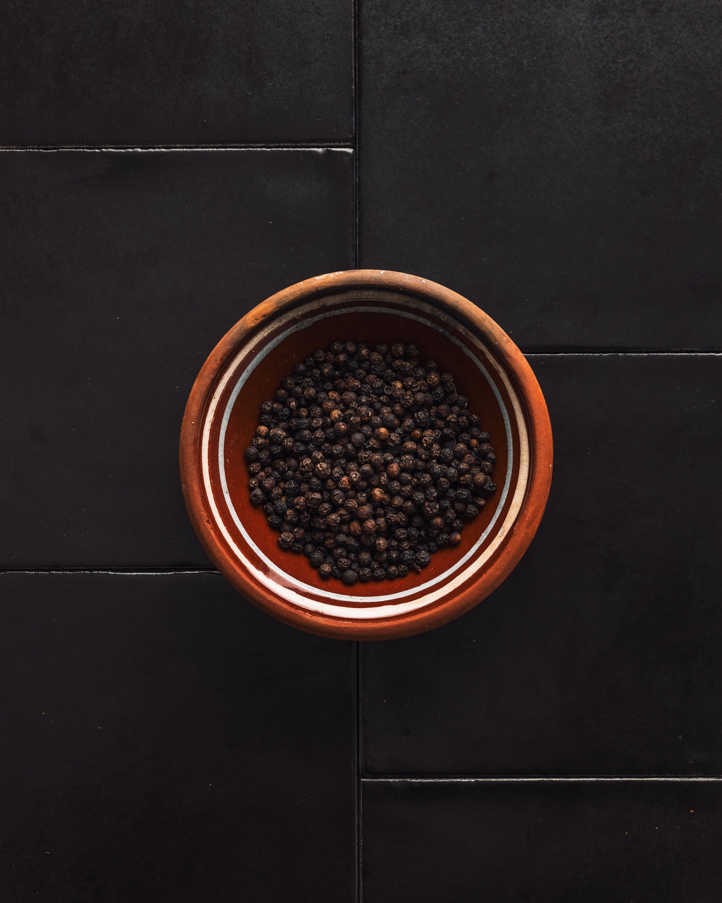 Kokonainen mustapippuri 100g